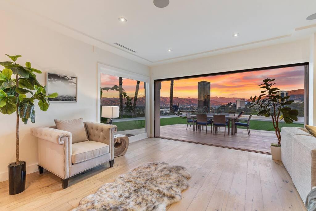 Villa With Incredible Views ロサンゼルス エクステリア 写真